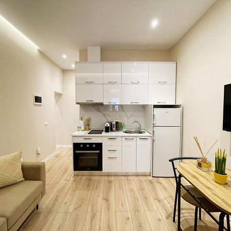 Aj Apartments, Hidden Gem In The Heart Of Тирана Экстерьер фото